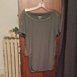 Carmen Marc Valvo Studded Olive Green Size Med Ruched Scoop Neck Tee